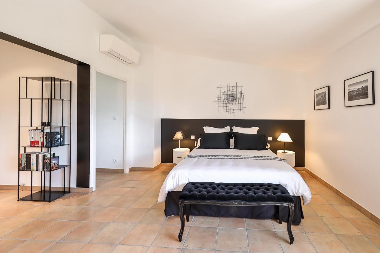 グルト Quintessence Provence Bed & Breakfast エクステリア 写真