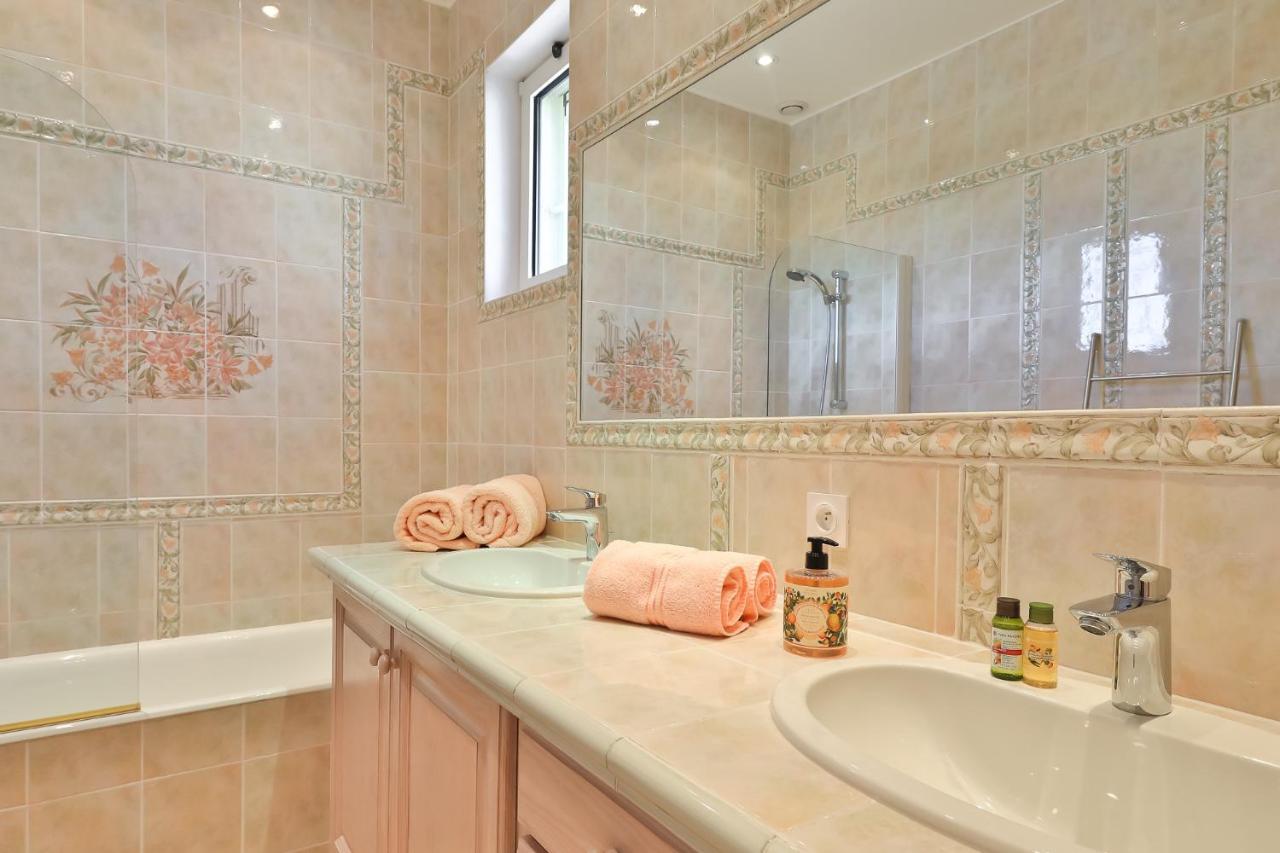 グルト Quintessence Provence Bed & Breakfast エクステリア 写真