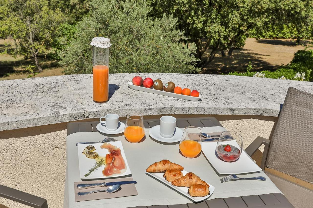 グルト Quintessence Provence Bed & Breakfast エクステリア 写真