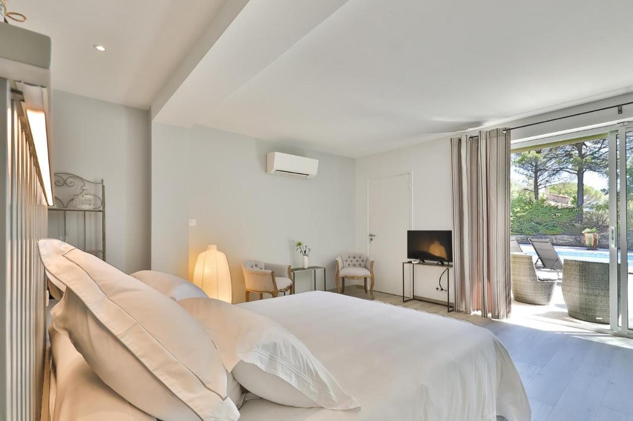 グルト Quintessence Provence Bed & Breakfast エクステリア 写真