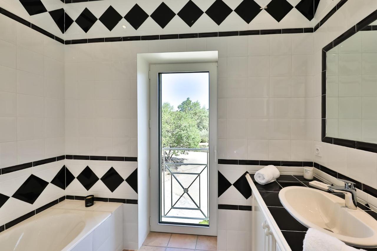 グルト Quintessence Provence Bed & Breakfast エクステリア 写真