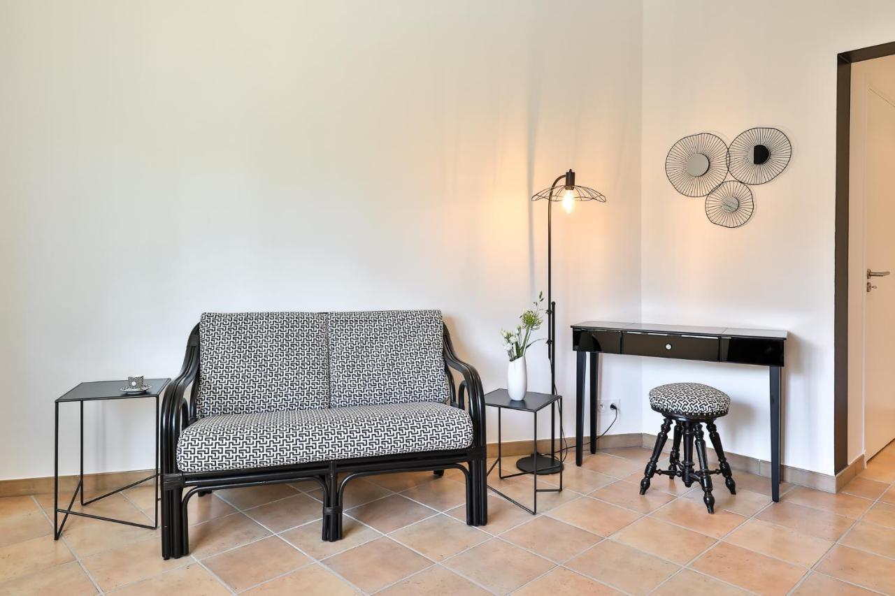 グルト Quintessence Provence Bed & Breakfast エクステリア 写真